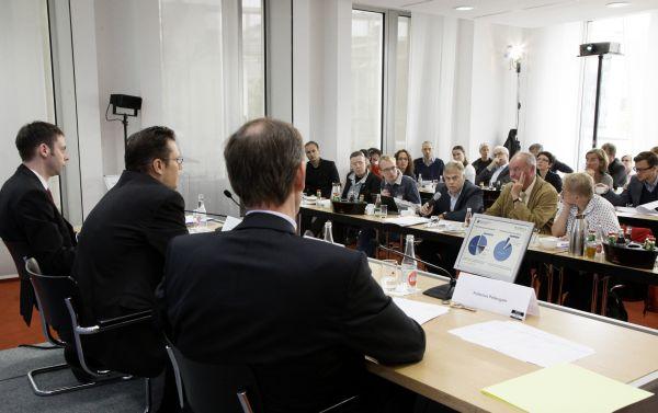 Gut besucht: Die Pressekonferenz der INSM zum Gutachten "Der Niedriglohnsektor in Deutschland"